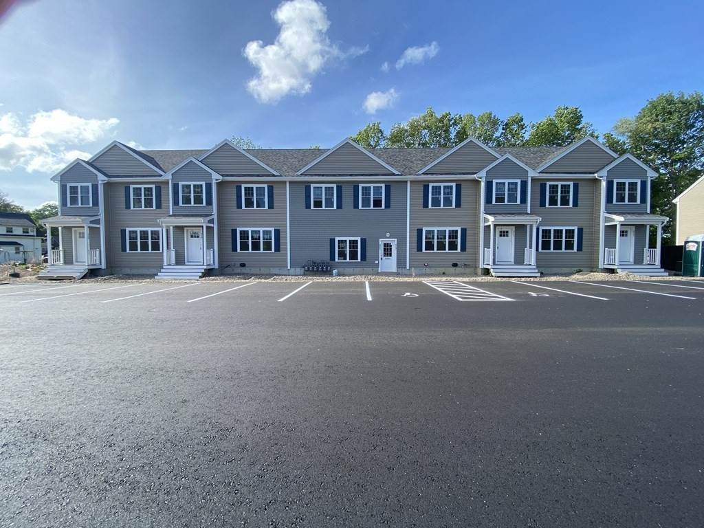 140 North Walker Street - Photo 1