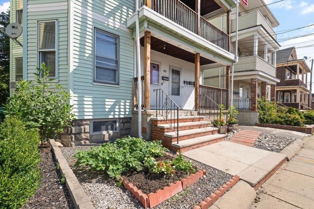 52 Lambert St - Photo 1