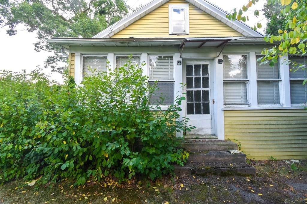 60 Blanchard Ave - Photo 1