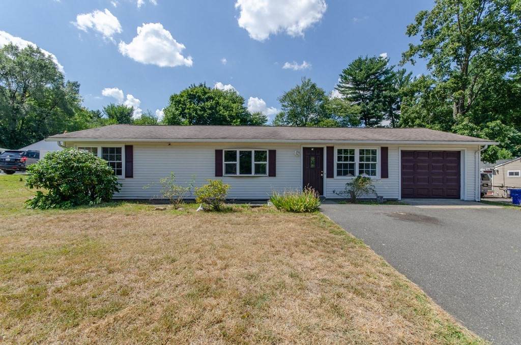 74 Treetop Ave - Photo 1