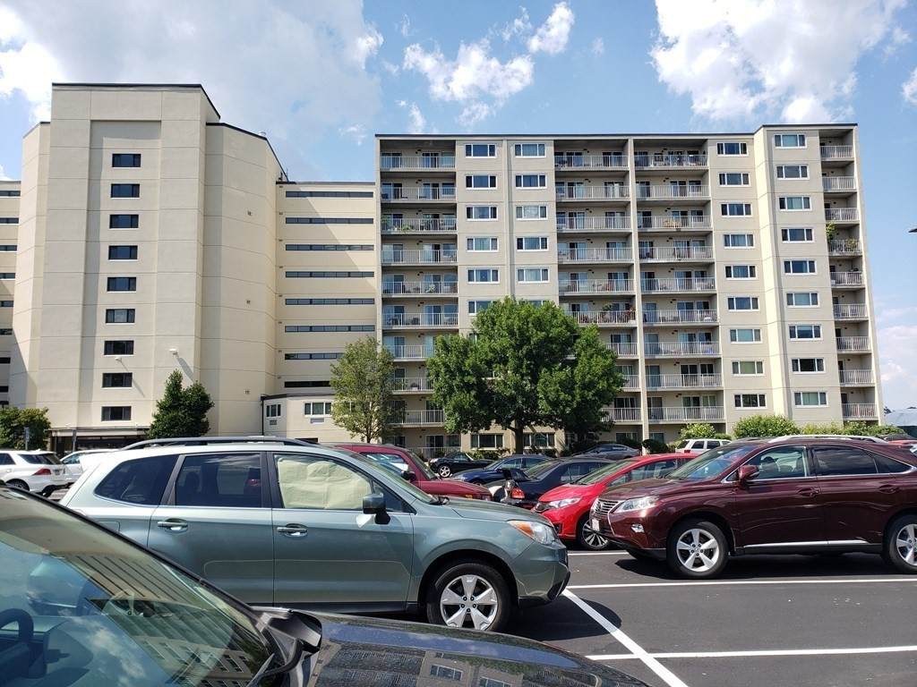 200 Cove Way - Photo 1