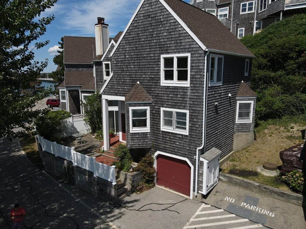 4 Marina Dr - Photo 1