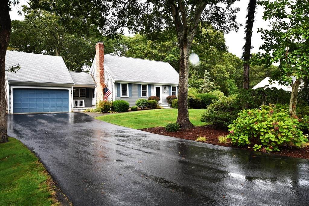 37 Portside Dr - Photo 1