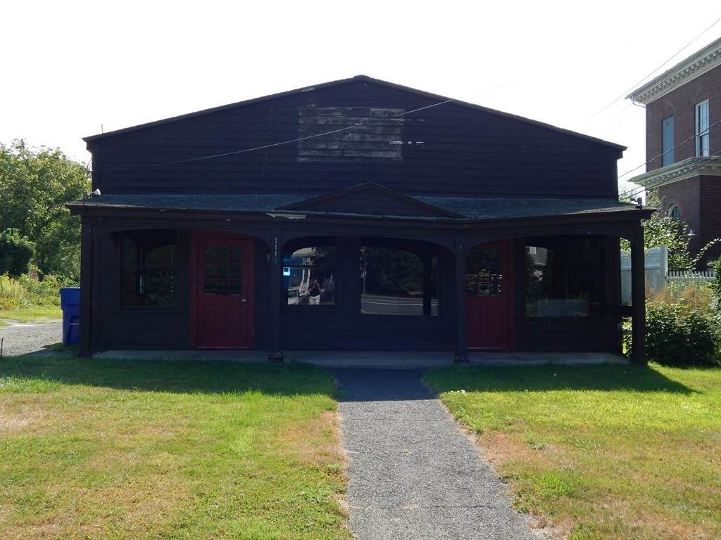 116 N Main St - Photo 1