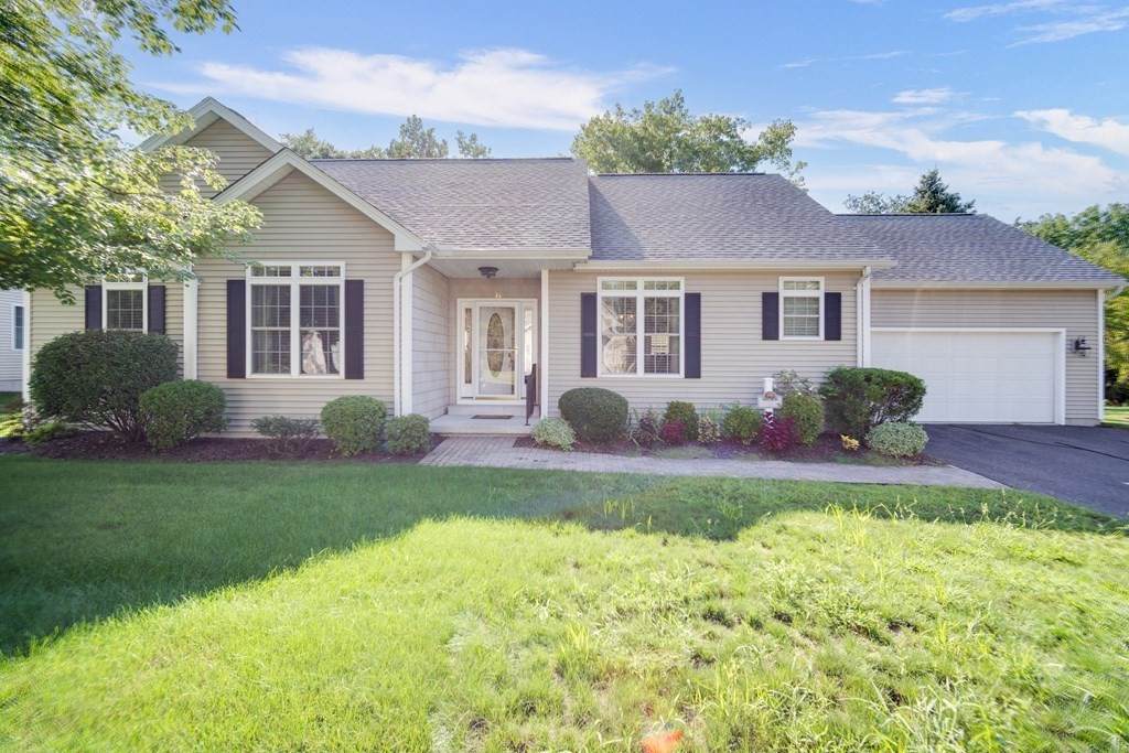 35 Quail Hollow - Photo 1