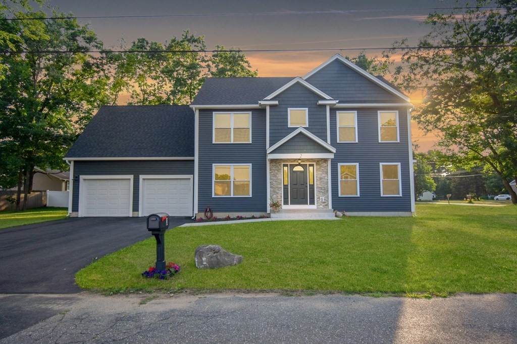 153 Massachusetts Ave - Photo 1
