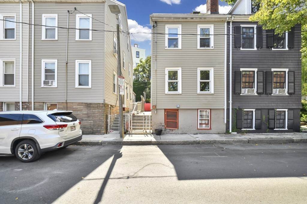 68 Ferrin St - Photo 1