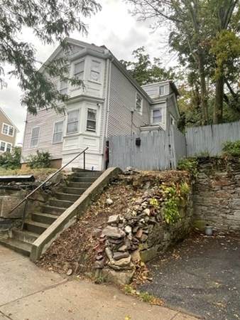 2679 Washington St - Photo 1