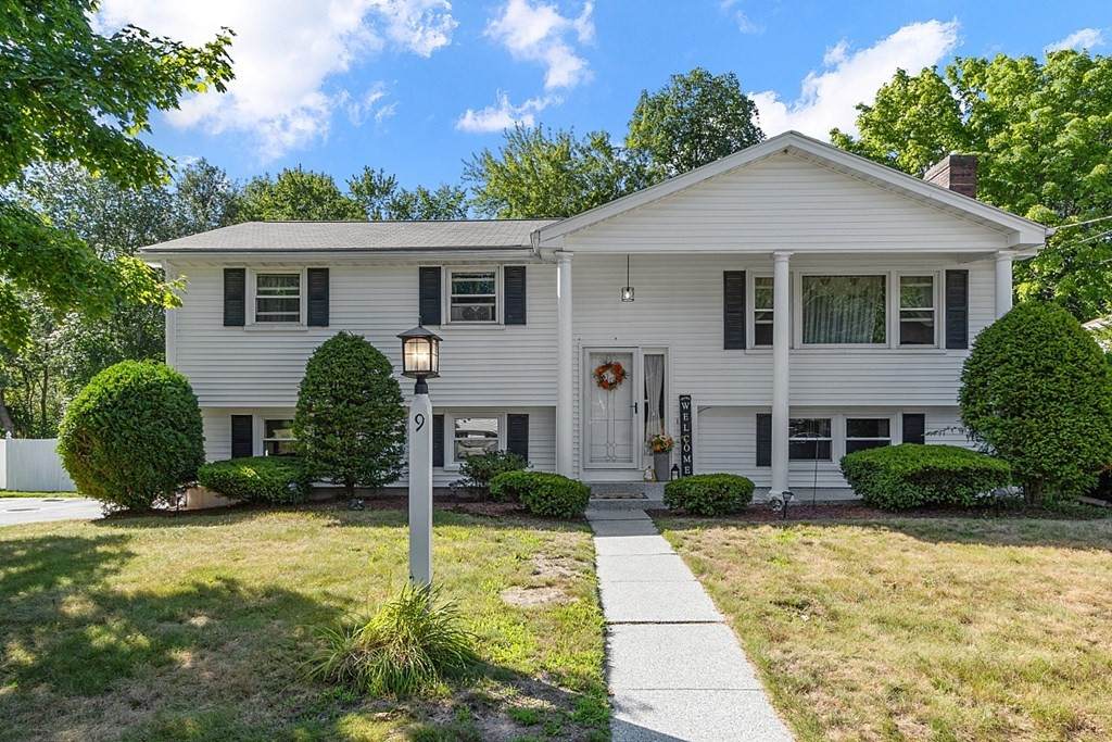 9 Tanglewood Dr - Photo 1