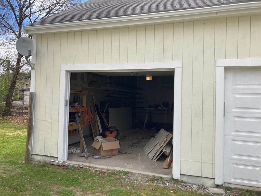 101 Angell St - Photo 1