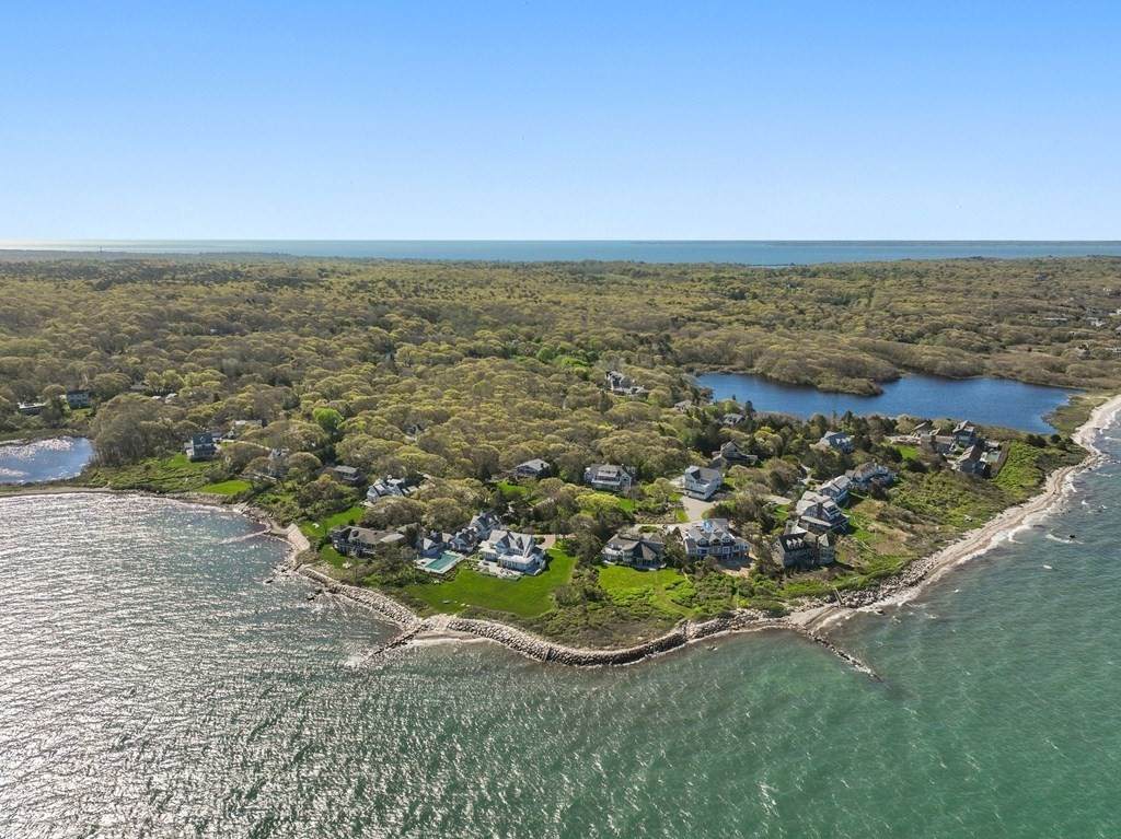 42 Gunning Point Avenue - Photo 1