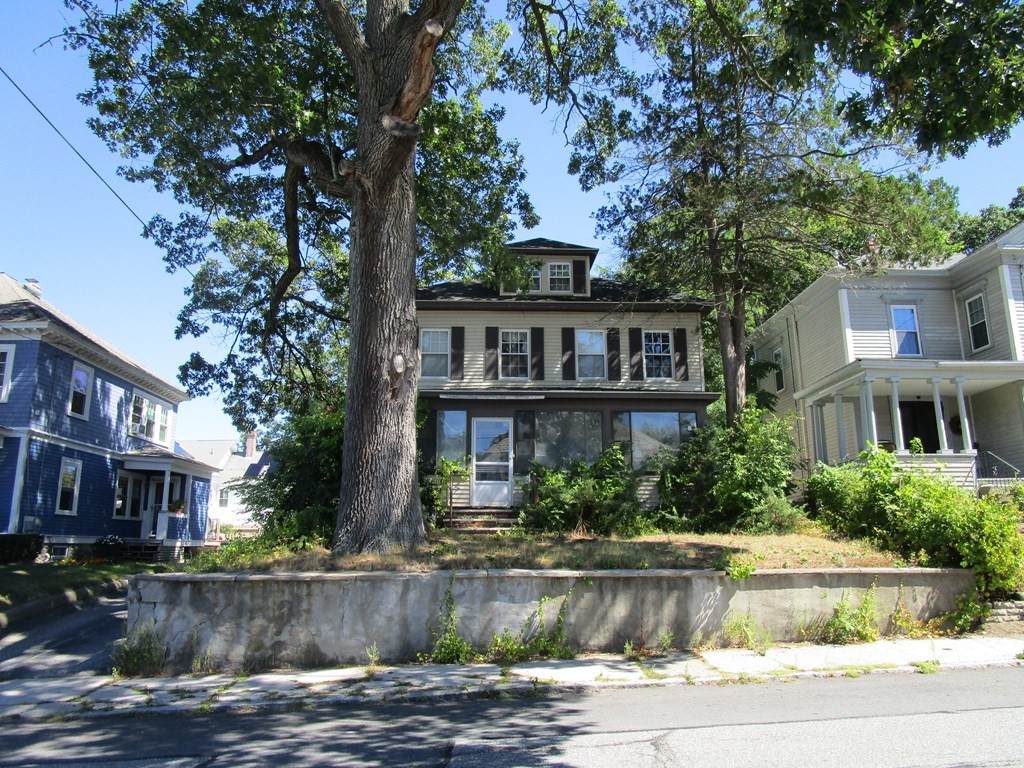 118 Wentworth Ave - Photo 1