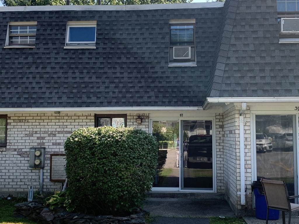 41 Princeton Ter - Photo 1