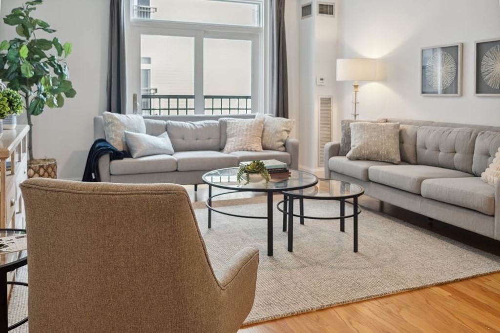 1721 Washington Street - Photo 1