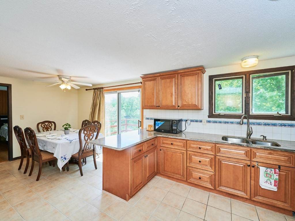 9 West Rd - Photo 1