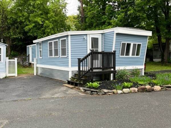 229 Miller Street - Photo 1