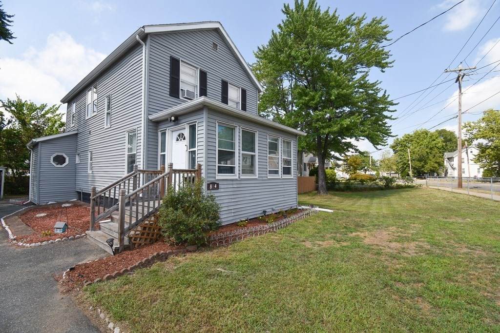864 Saint James Ave - Photo 1
