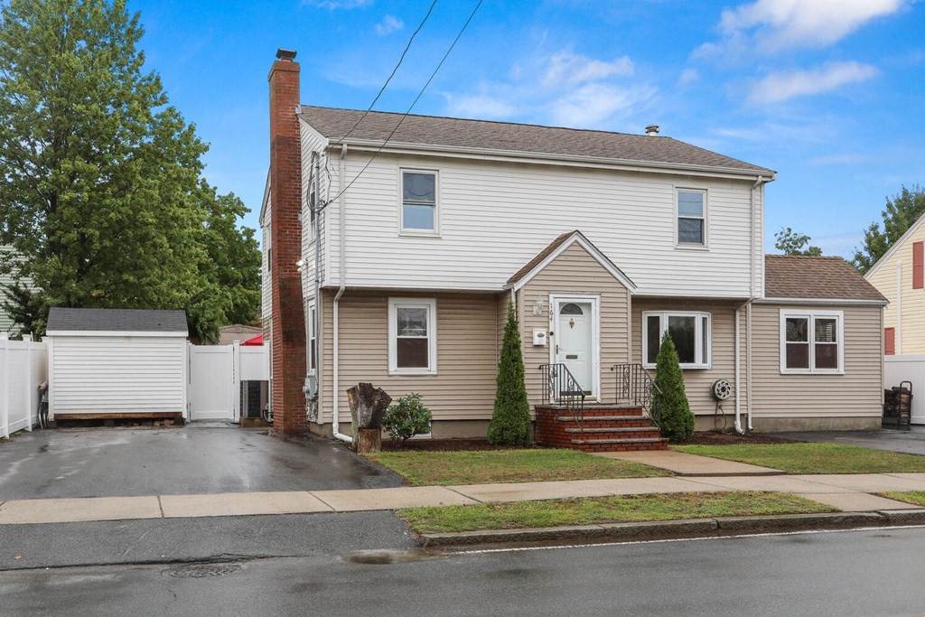 164 Holyoke St - Photo 1
