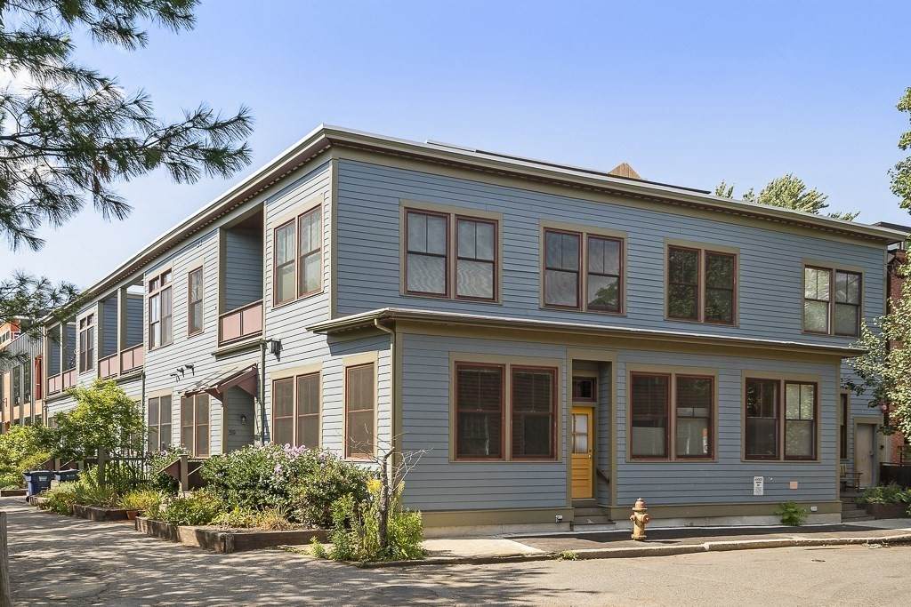 57 Regent St - Photo 1