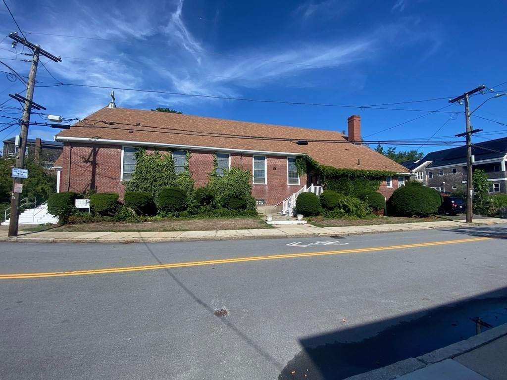 1001 Shirley Street - Photo 1