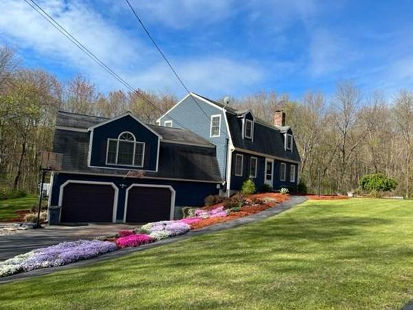 14 Carol Ln - Photo 1