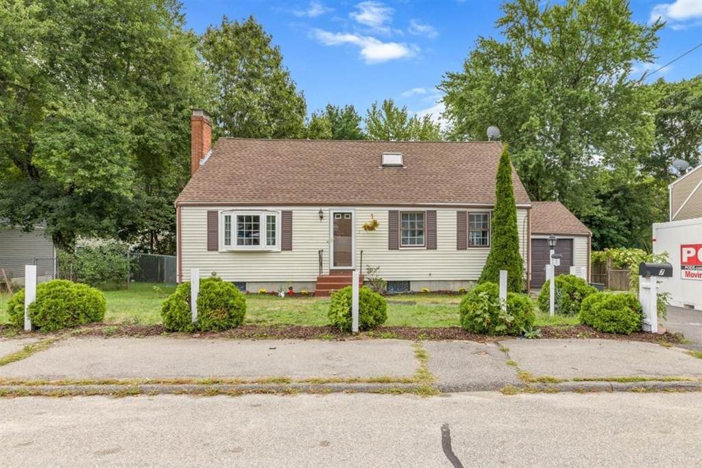 7 Lincoln Avenue - Photo 1