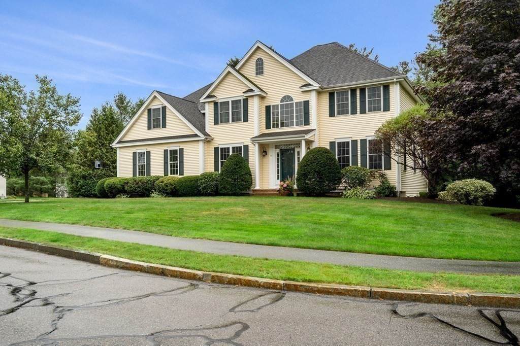 6 Hawk Hill Road - Photo 1