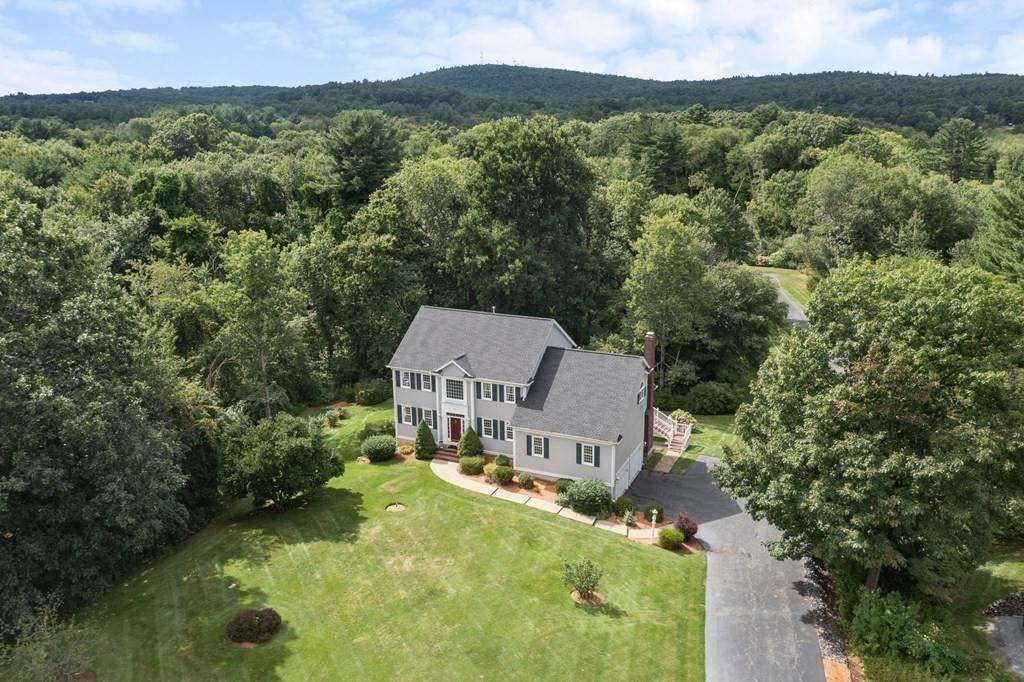 75 Raymond Road - Photo 1