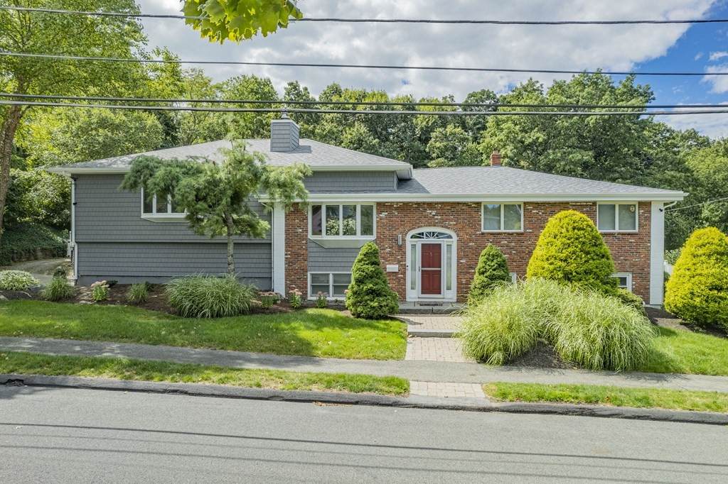 5 Crane Ave - Photo 1