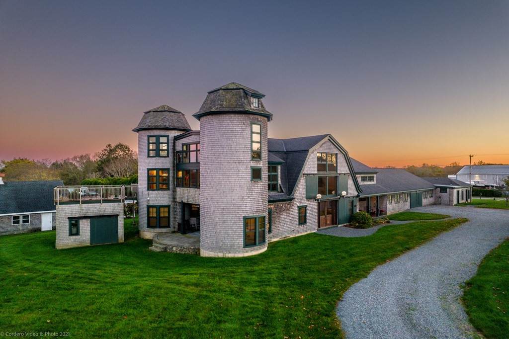 1 Masthead Ln - Photo 1