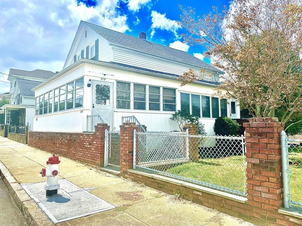 279 Pitman Street - Photo 1