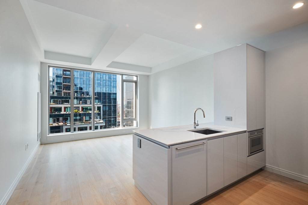 133 Seaport Blvd - Photo 1