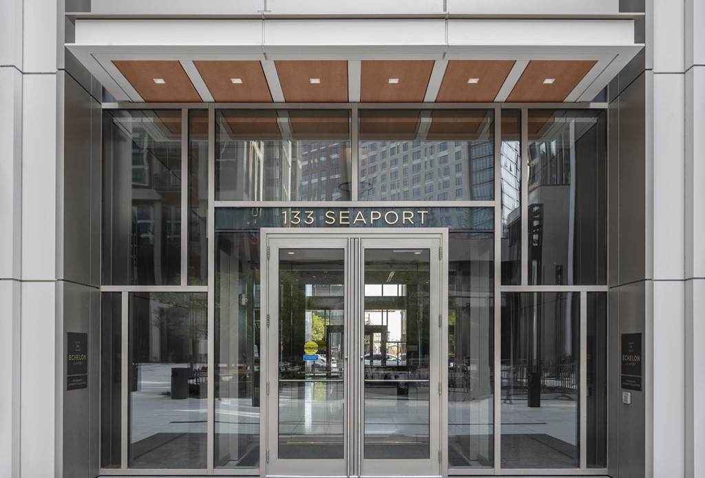 135 Seaport Blvd - Photo 1
