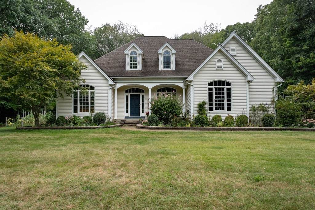 306 Woodland Way - Photo 1