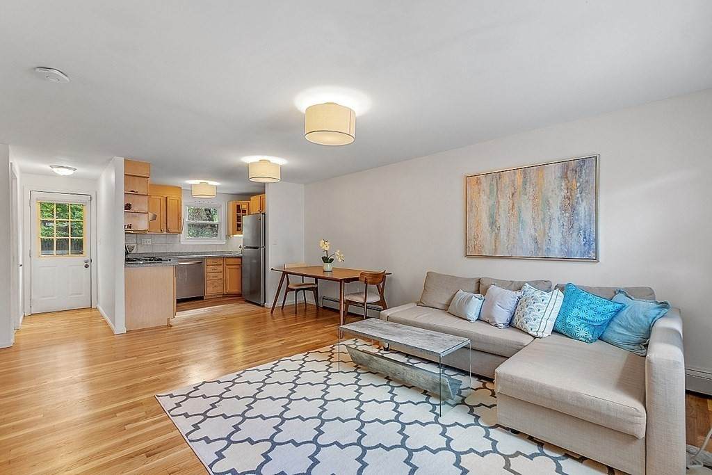 91 Winslow Ave - Photo 1