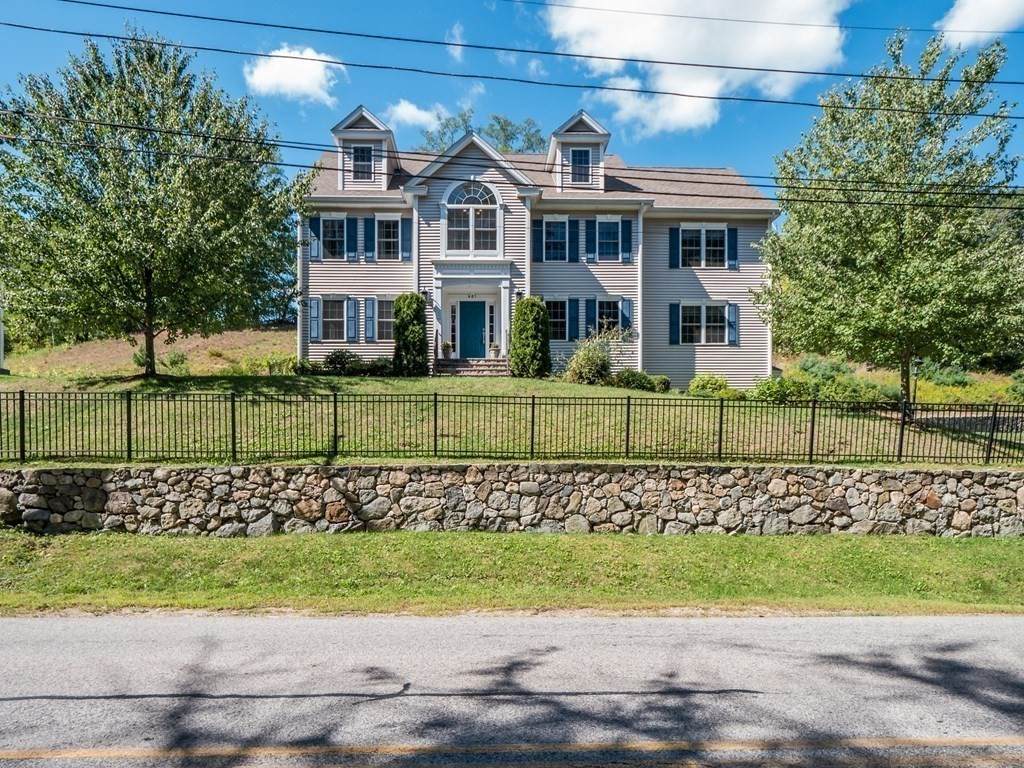 401 Stevens St - Photo 1