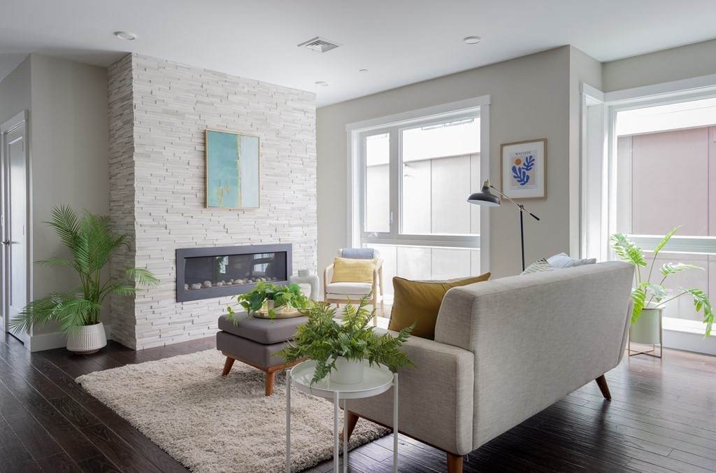 266 Beacon Street - Photo 1