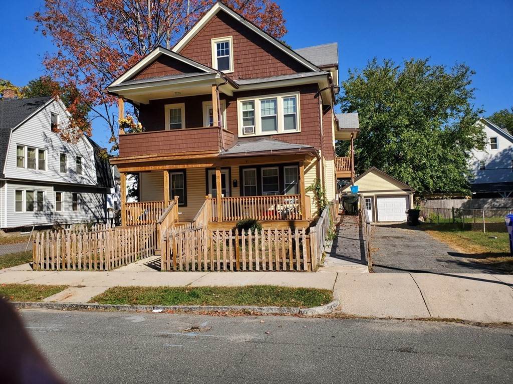 77 Dunmoreland St - Photo 1