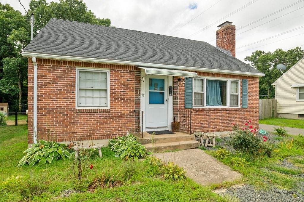 66 Clarence St - Photo 1