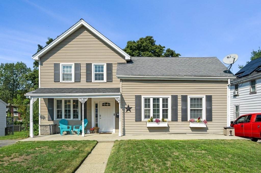 148 Salem St - Photo 1