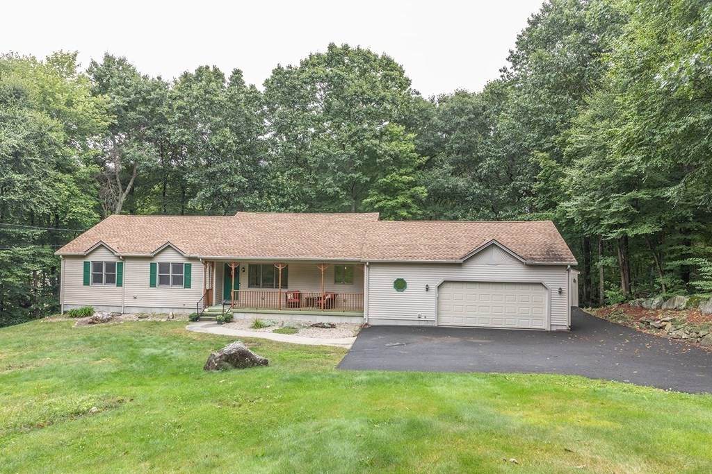 15 Terry Ln - Photo 1