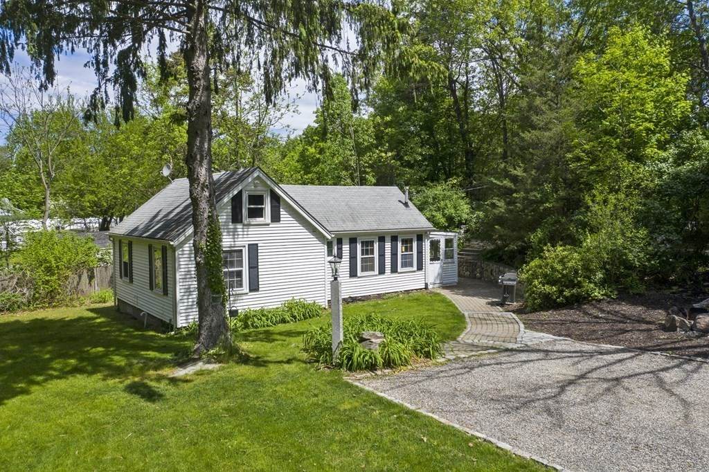 3 Zachery Lane - Photo 1
