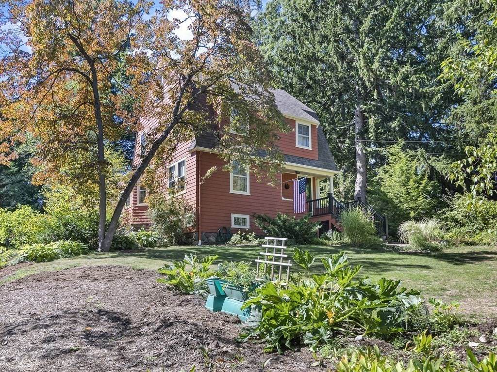 24 Clark Lane - Photo 1