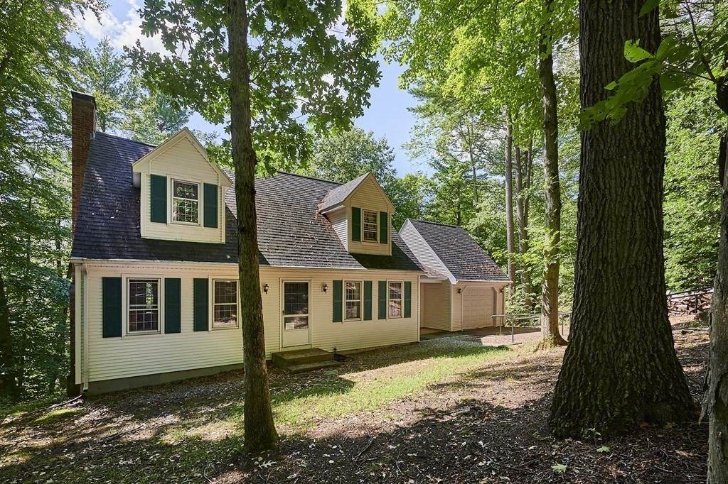 51 Morgan Cir - Photo 1