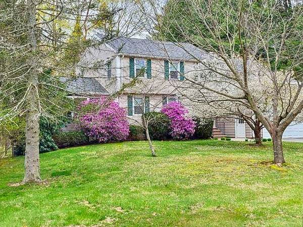 4 Whitcomb Ln - Photo 1