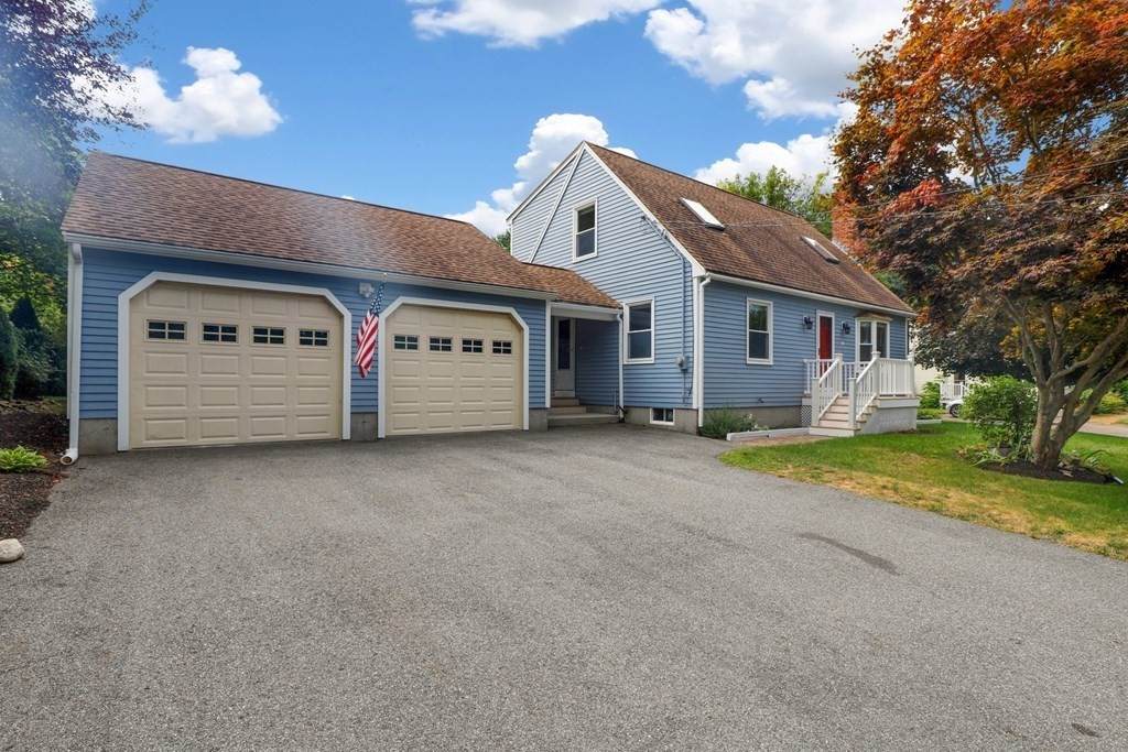 49 Bernice Ave - Photo 1