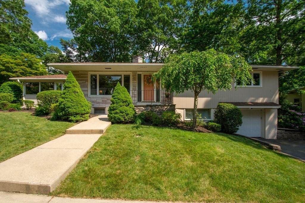 49 Churchill Dr - Photo 1