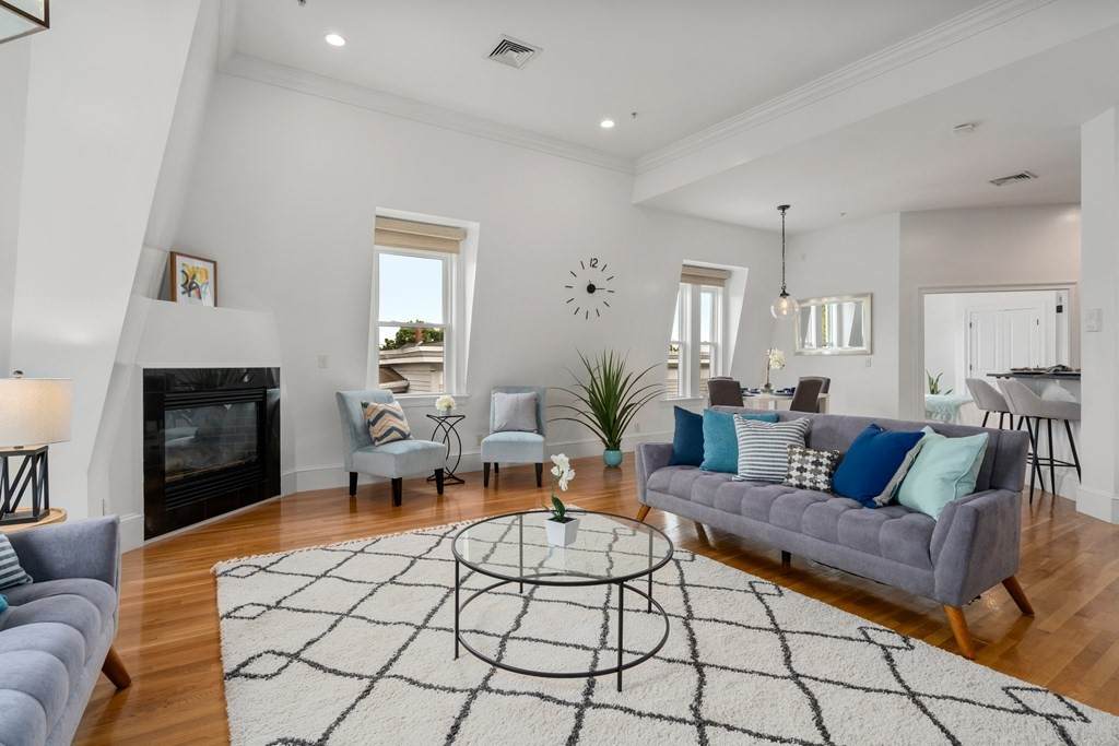 4 Gilson Terrace - Photo 1