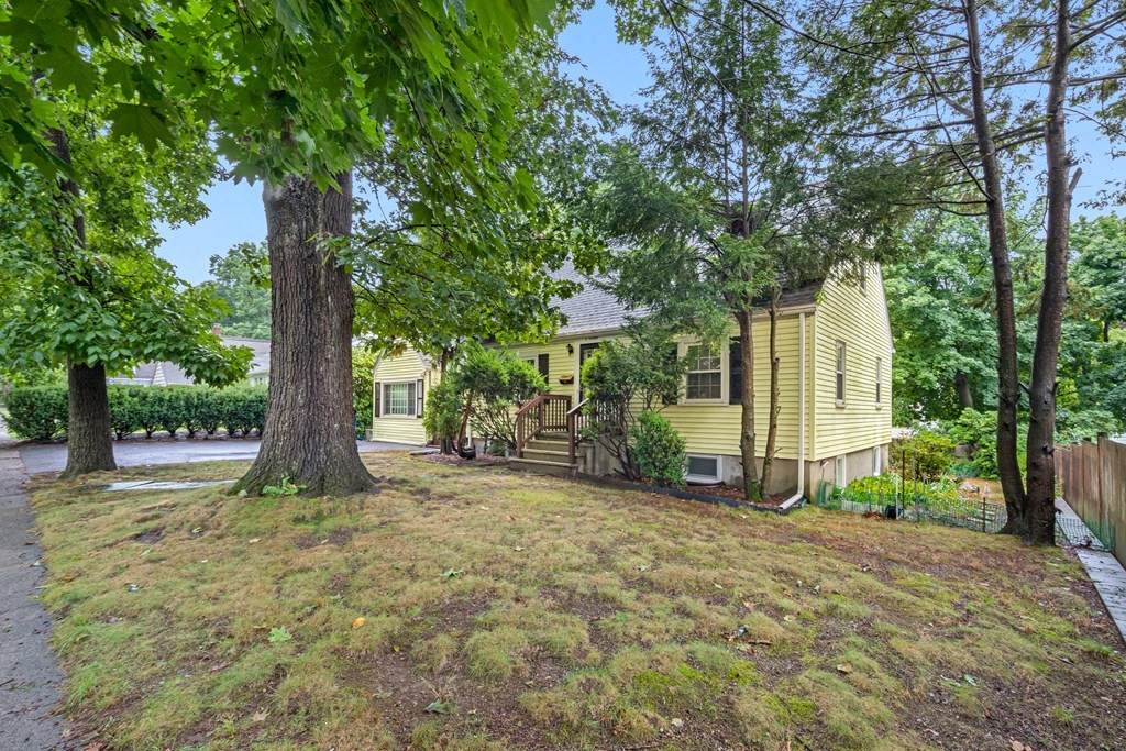 11 Deforest Road - Photo 1