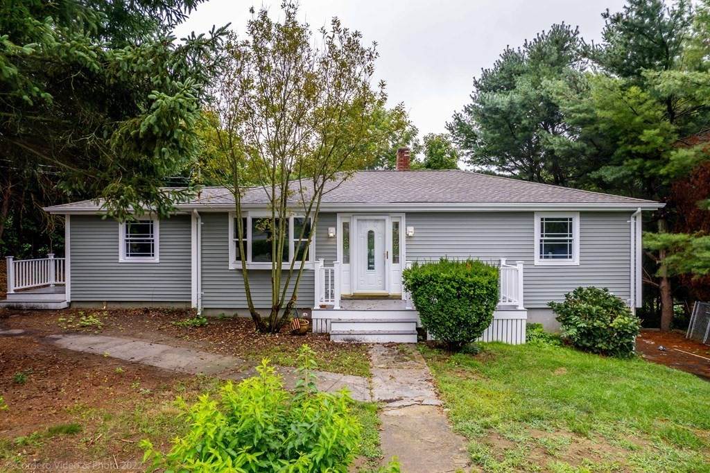 219 Maple St - Photo 1